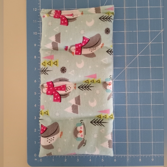 Microwavable Heating Pad Winter Penguins #2 - Picture 7 of 7